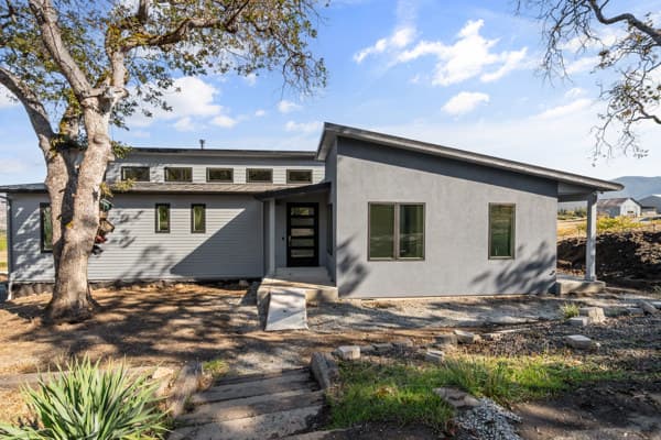 1511 Beeson Ln, Talent, OR 97540, USA
