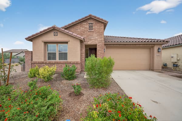 10218 W Piccadilly Rd, Avondale, AZ 85392, USA